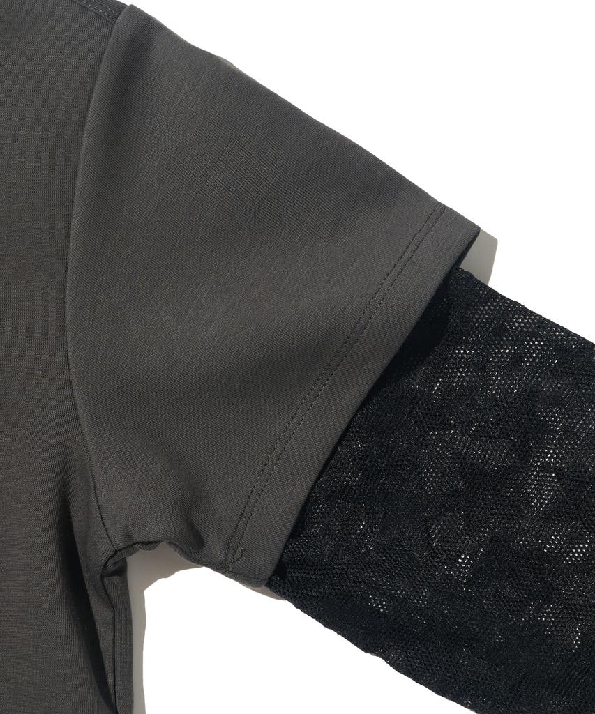 CARGOBROS FOR WOMAN Star See-Through Long Sleeve Layered Short Sleeve Tee Set (Black/Charcoal)