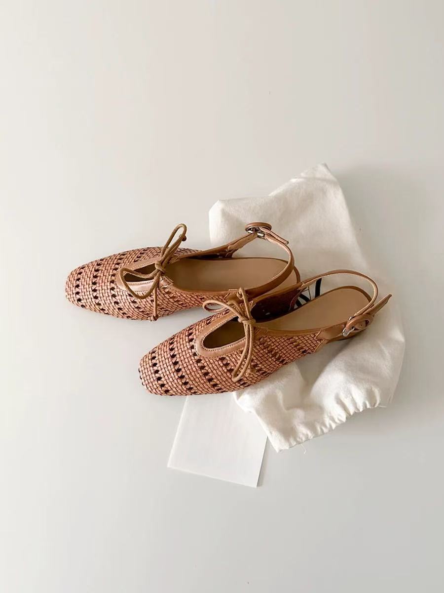 

Мода 2025 Лето Полые Плетеные Дышащие Туфли Женские Сандалии Бант Острый Носок Кожаные Туфли Летние Плоские Повседневные Сандалии Римские Туфли 35