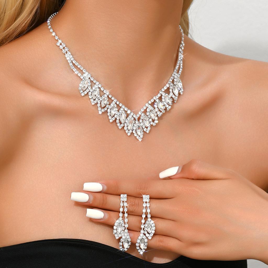 tassel super flash geometric necklace earrings set light luxury cold wind collarbone chain temperament bridal set