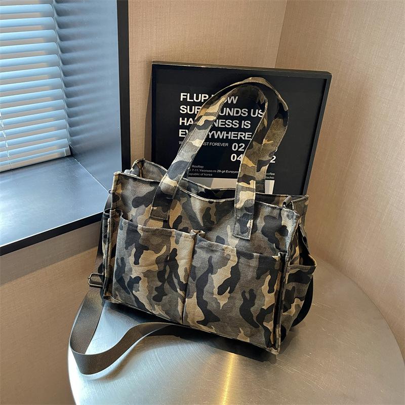 Borsa a Spalla Singola per il Tempo Libero, Borsa Tote Capiente per Pendolari, Zaino a Tracolla Mimetico