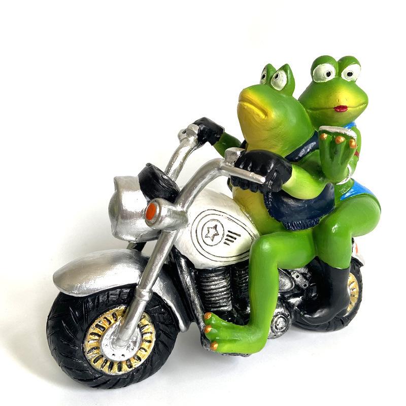Cute Riding Motorcycles Couple Frog Resin Handicrafts Home Courtyard Office Desk Ornaments Valentine S Day Gifts