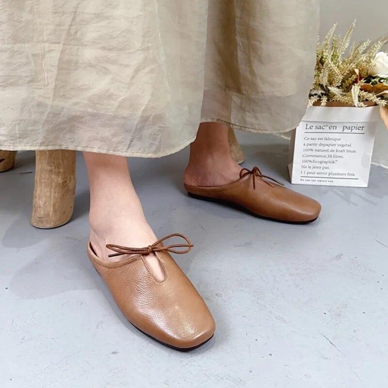 Johnature Chinelos casuais de couro genuíno com sola macia, cor sólida, salto baixo, sapatos femininos, slides externos
