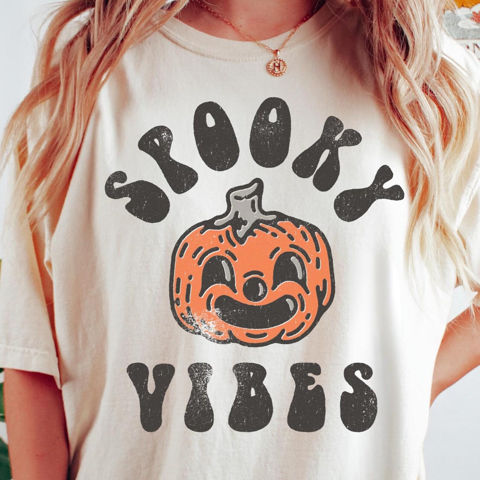 Vintage Halloween Comfort Colors® Shirt, Retro Spooky Vibes Graphic Tee 4XL