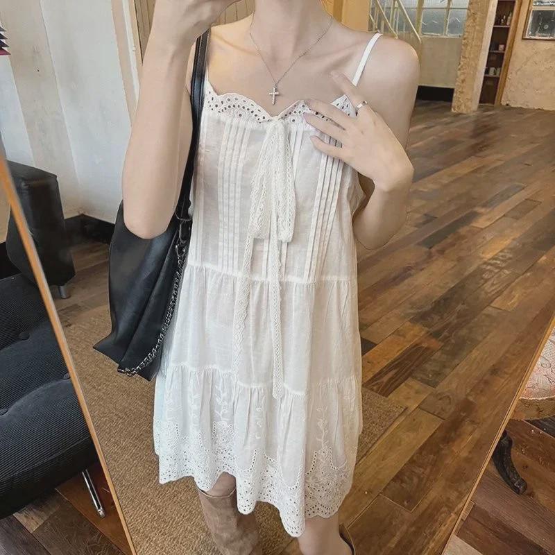 Autumn Daisy Lace Princess Dress - Women's Fashionable Dongdaemun Style