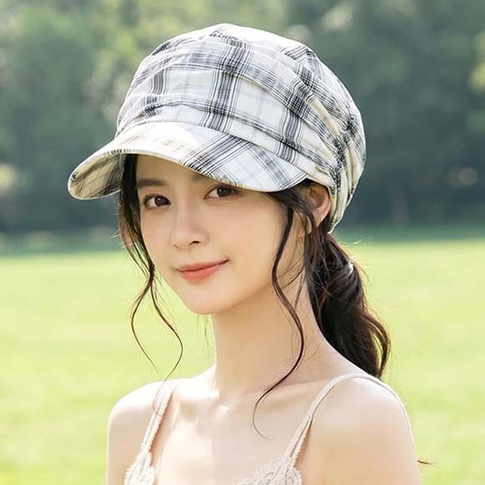 Vintage Looking Peaked Flat Cap British Style Sun Protection Hat Performances