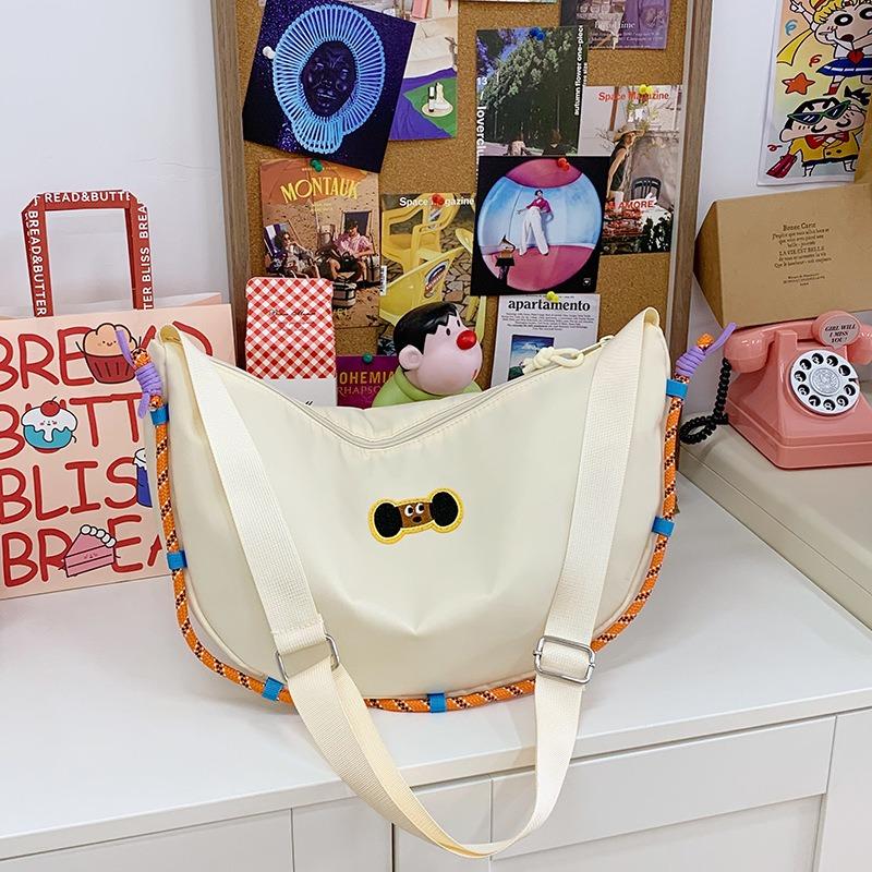 

New dumpling bag stylish and simple shoulder bag casual nylon small bag popular handbag білий