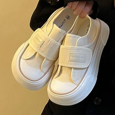 Hässlich süß zwei Klettverschluss-Canvas-Schuhe Damen Sommer neu schick Nische Mango Kopf dicke Sohle ein Pedal weiße Schuhe