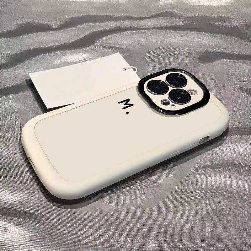 For Apple 17promax Mobile Phone Case Simple Painted M Letter Creative for IPhone14Plus Puff 15/13