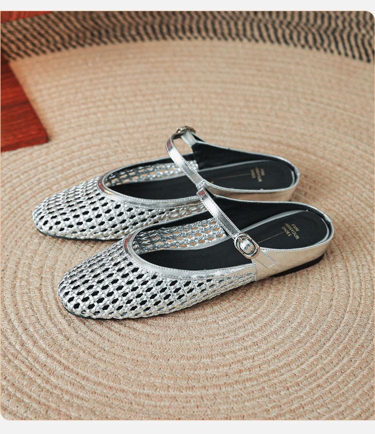 Hollow out slippers for women, French woven 2026 summer new style, breathable and versatile, casual outer wear, M ü ller slippers