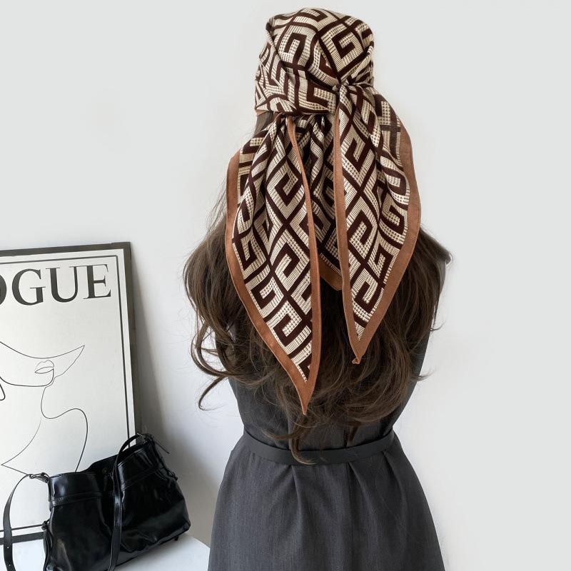 140X85X63cm Vintage Print Triangle Scarf Silk Feel Scarves Headband Neck Wrap Waist Belt Shoulder Shawl for Women Daily Outfit