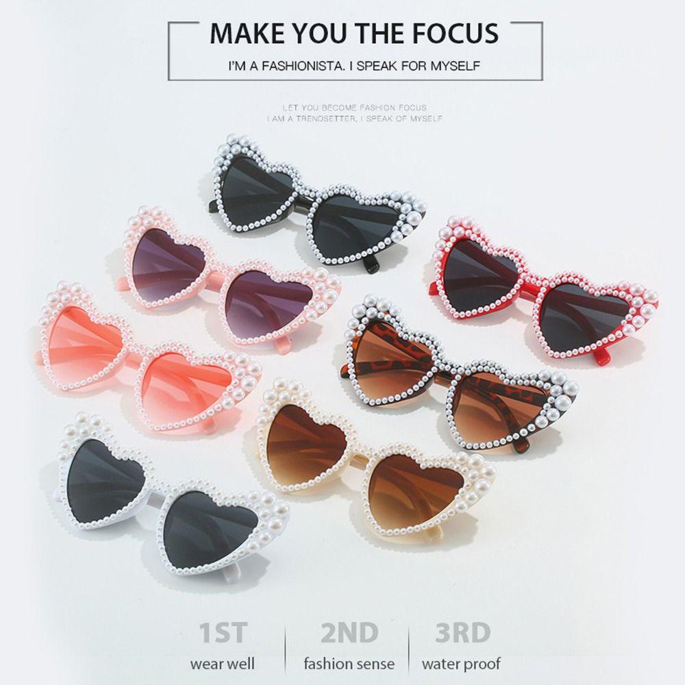 UV400 Cat Eye Eyewear Heart-shaped Shades Trendy Beach Party Sun Glasses  for Women & Men