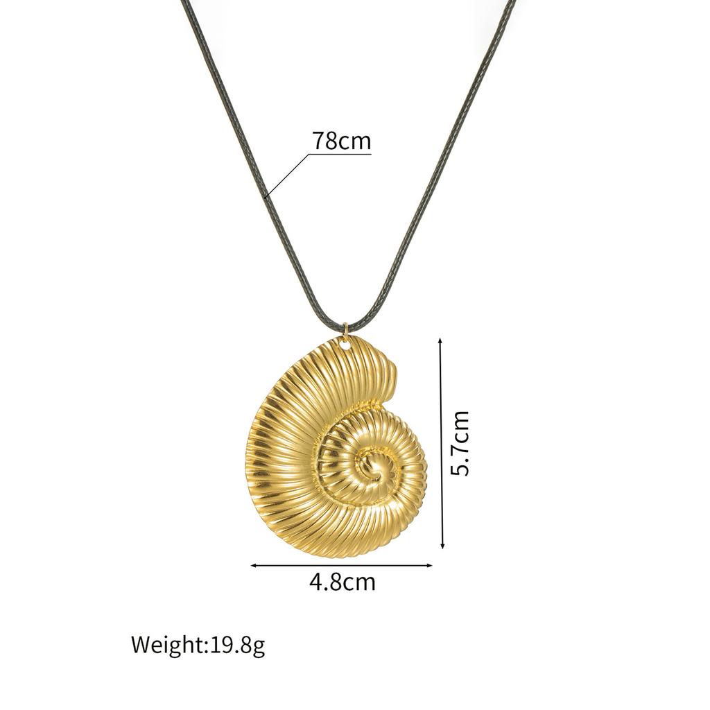 Atoztide Exaggerated Shell Conch Flower Pendant Necklace for Women Trendy Leopard-Print Necklace Stainless Steel Jewelry Gift