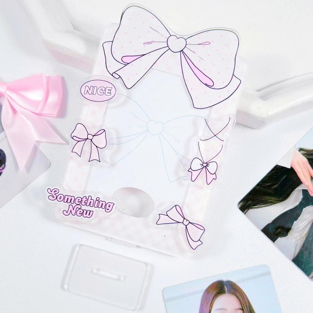 Süßer Acryl-Fotokartenrahmen Postkartenaufsteller 3-Zoll-Fotoschutz Niedliche Desktop-Dekoration