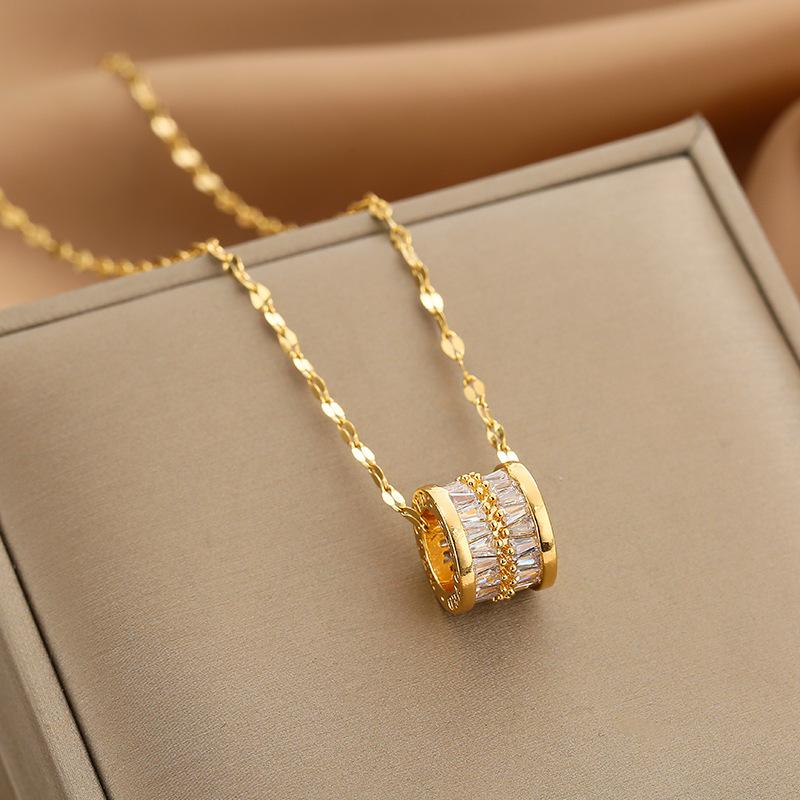 Golden Luxury Diamond Titanium Steel Necklace Women Fashion Slim Waist H Pendant Collarbone Chain