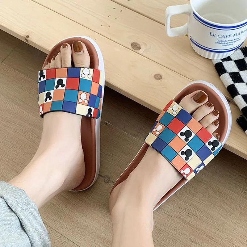 Fashion Bathroom Home Open Toe Indoor Women's Slippers and Ladies Sandals Anime 2024 Platform Slides Kawaii Cute House Cartoon Shoes W F