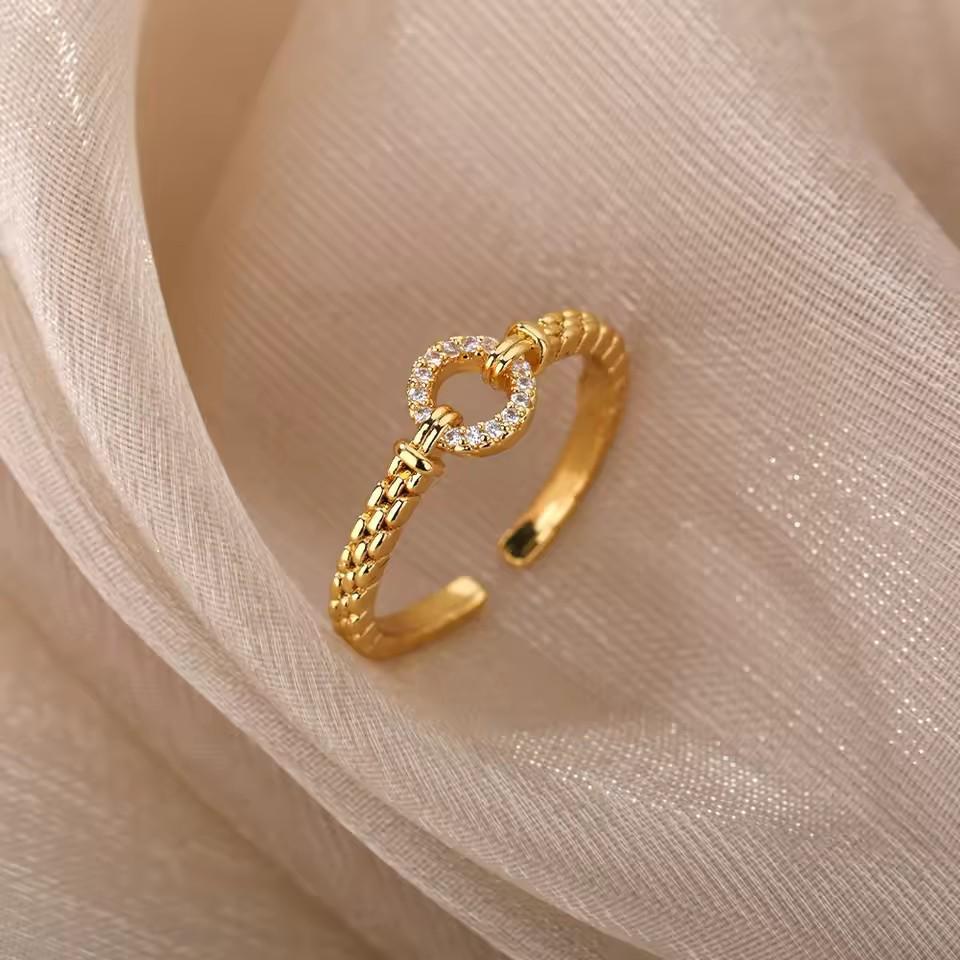 Anello di alta gamma placcato oro con design floreale coreano
