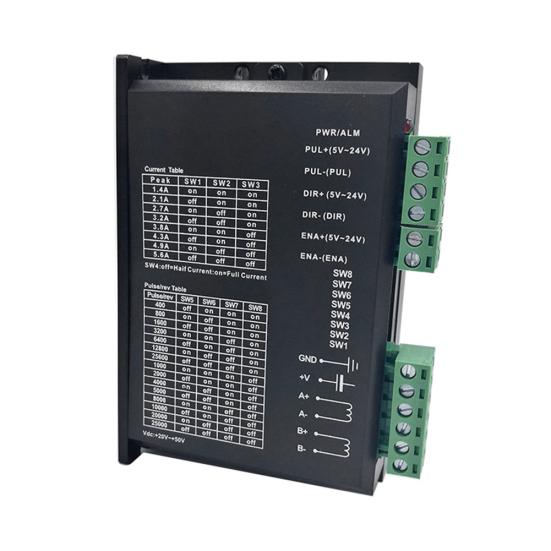 

DM556 2-фазный цифровой шаговый универсальный драйвер 42/57 24 В-50 В ABS шагового двигателя