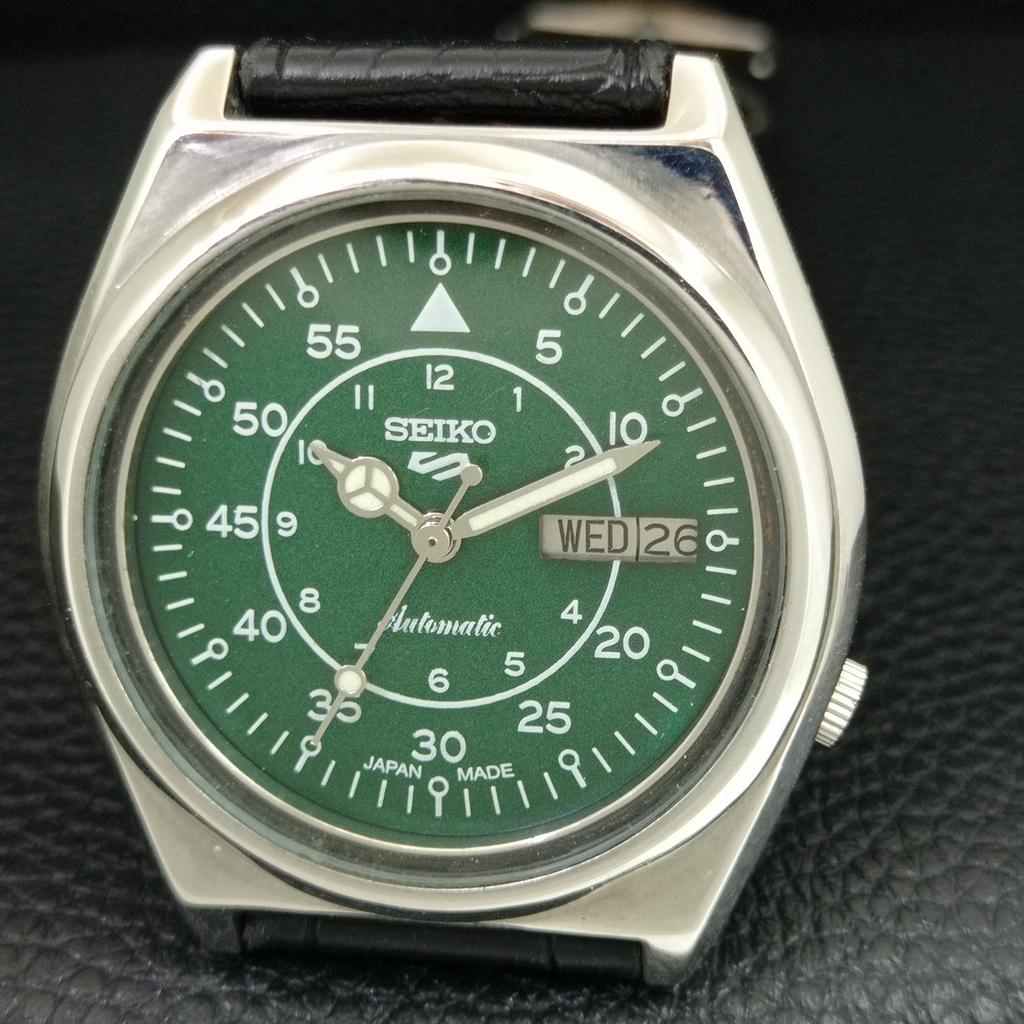 VINTAGE SEIKO 5 AUTOMATIC 7009A JAPAN MENS GREEN COLOR DIAL WATCH a708720-1