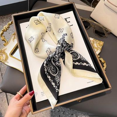 Klassiker Druck 70*70cm Seiden-Quadrat-Schal Damenmode Weiches Satin-Haarband Halstuch Krawatte Damen-Kopfband Foulard Tasche Band