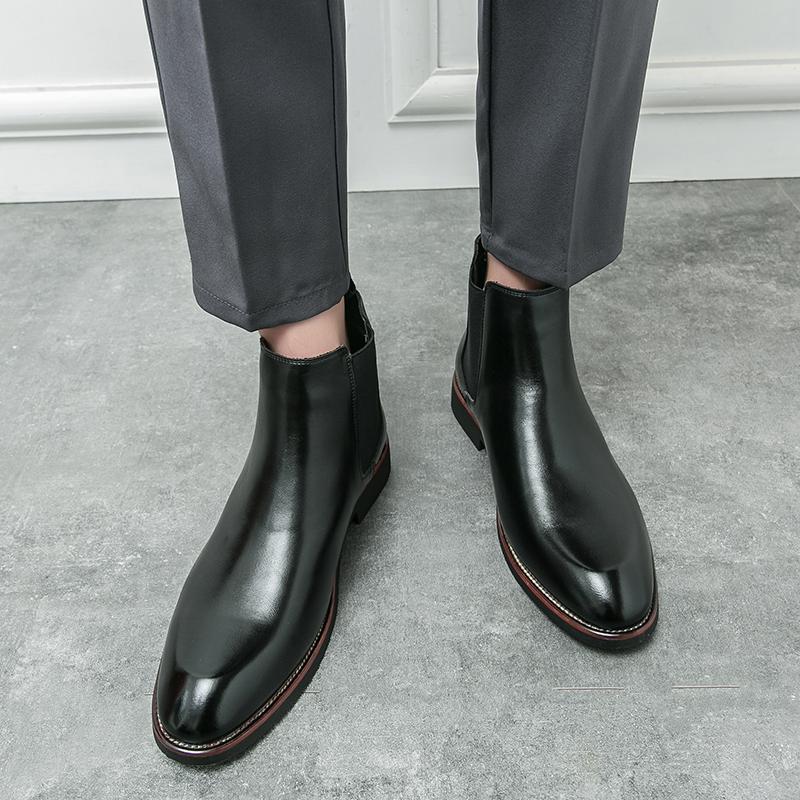 Fashion Men's Boots Genuine Leather Flat Bottom Brown Ankle Boots High Quality Chelsea Pointed Boots Women's Retro Casual Boots