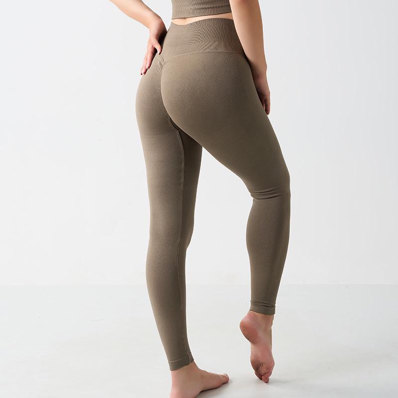 

High Waist Tummy Control Yoga Pants: Ruched, Elastic, Hip-Lifting Fitness Leggings for Women. Medium світло-коричневого кольору