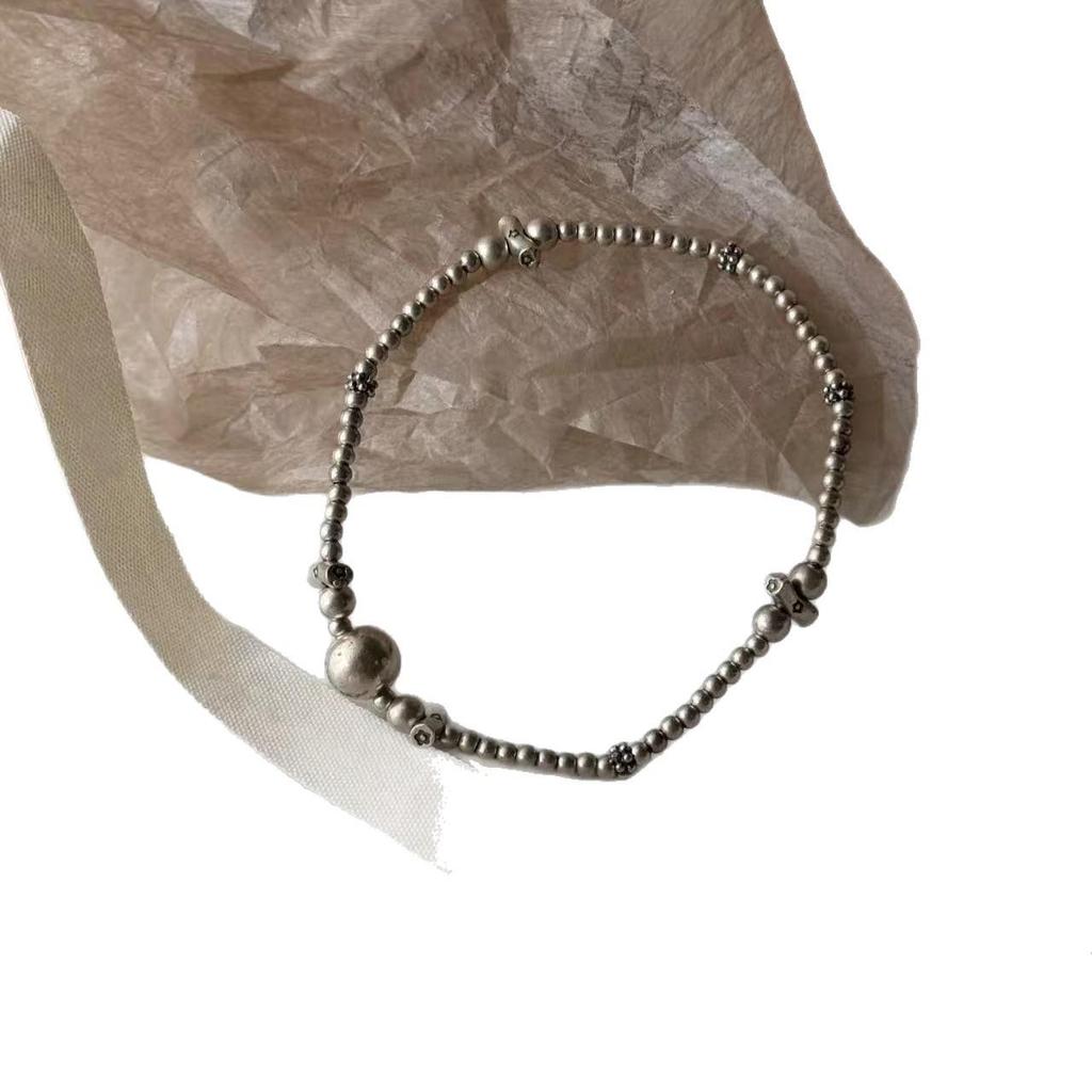 Elegant Women's Versatile Chinese Style Circular Bracelet - High-End, Light Luxury Elastic Rope Design