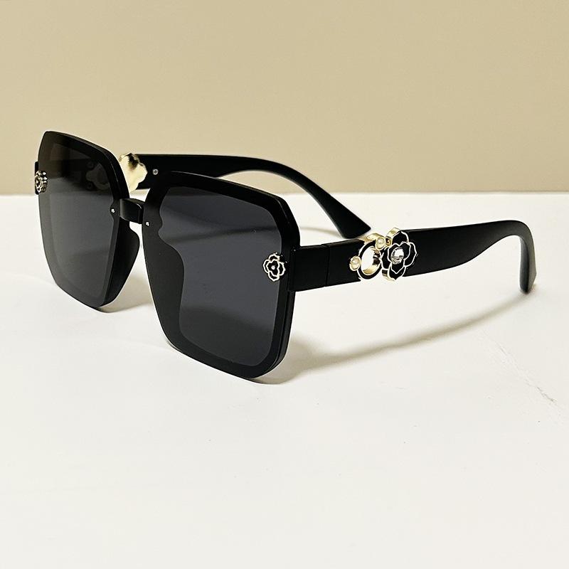 Live New Large Frame Glasses Fashion Xiaoxiangfeng Sunglasses Women's UV Protection Internet celebrity sunglasses