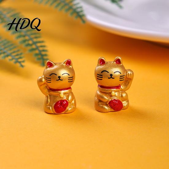 Mini Beckoning Cat Statue 10PCS Lucky Figurines Resin for Game Night Ornaments Prosperity Figurine Mahjong Table Desktop Display Good Luck