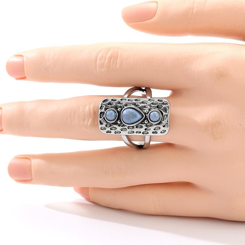 Vintage Inlaid Blue Stone Women's Ring Ethnic CopperColor Hand Carving Daily Wear Party Jewelry Anniversary Gift