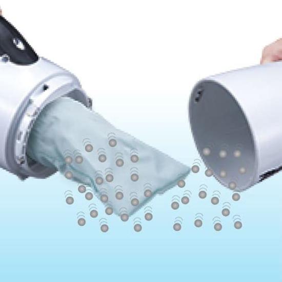 Makita Cordless Vacuum Cleaner CL180 Capsule Type 18V with Battery Charger CL180FDRFW