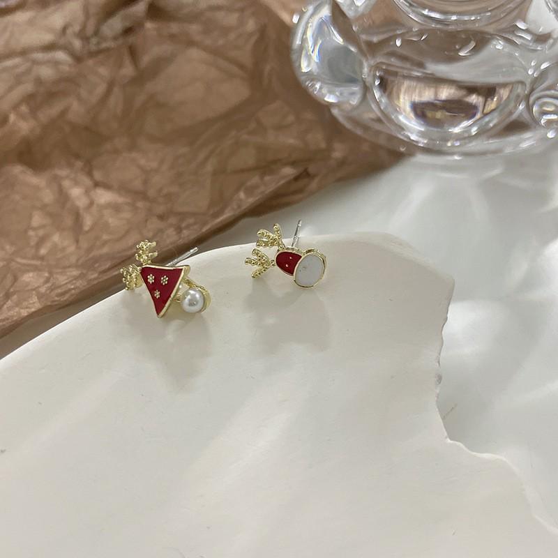 Asymmetrical Christmas Reindeer Bell Stud Earrings - Cute & Trendy 