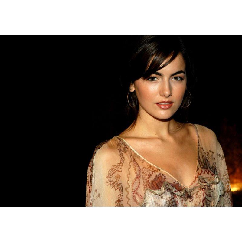 

Camilla Belle Film Star Poster Wall Decor with Frame Yellow Kraft Paper (No Glue) 30X42 cm
