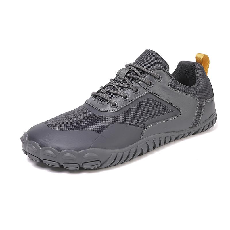 

2025 spring and summer popular men and women outdoor hiking fashion leisure sports fitness shoes breathable couple camping hiking shoes 46