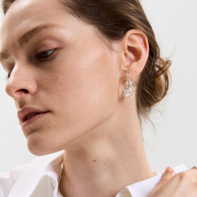 Ahjeong KNOT _ E. SILVER