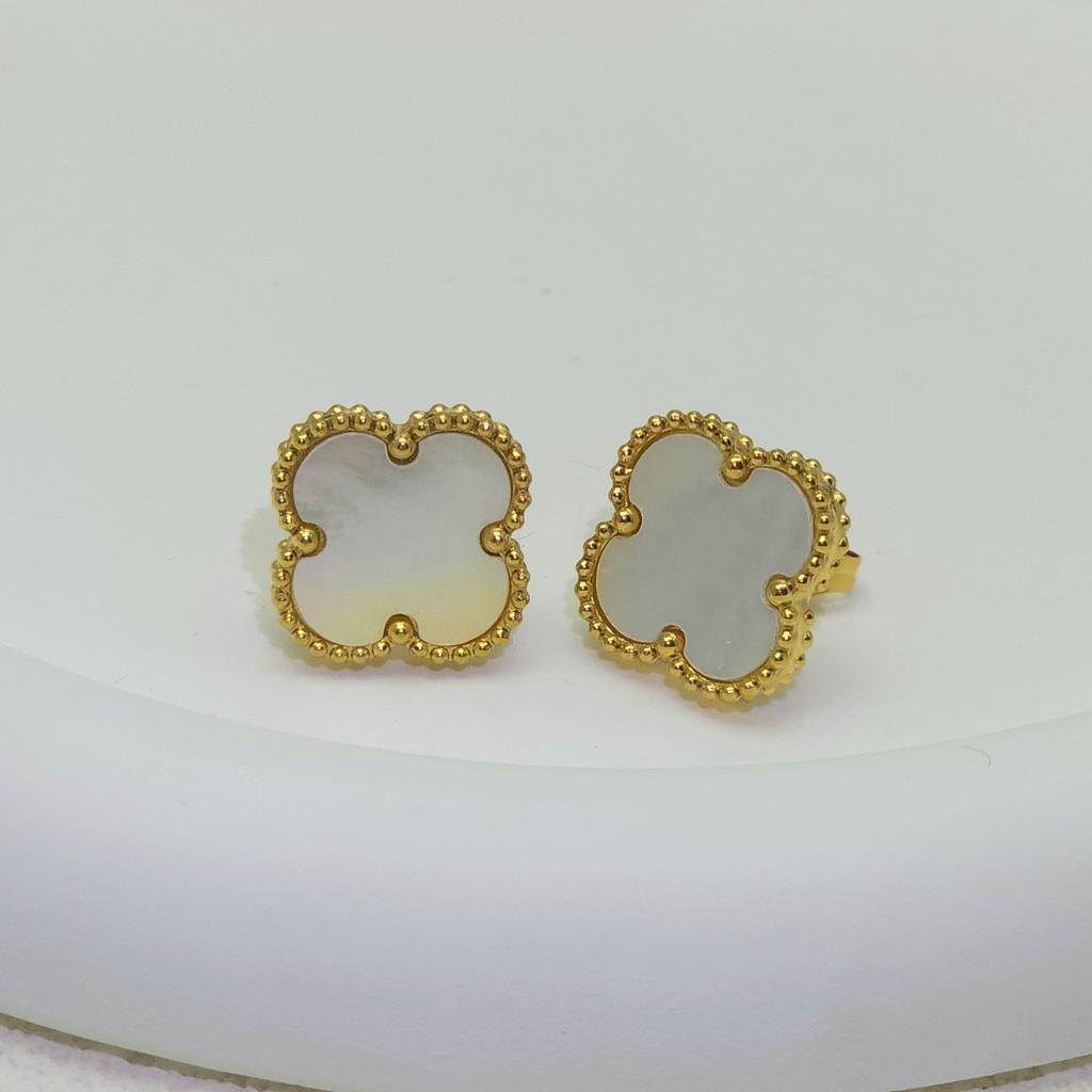 High Quality Titanium Steel Natural Mother-of-pearl Four-leaf Clover Earrings for Women 18K Fashion Premium Earrings