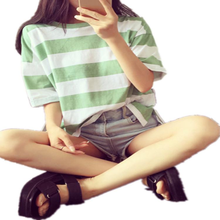 Sommer 2021 Koreanisches Damen-Streifen-T-Shirt mit kurzen Ärmeln - Lockere Passform für Damen, Studentinnen und Teenager