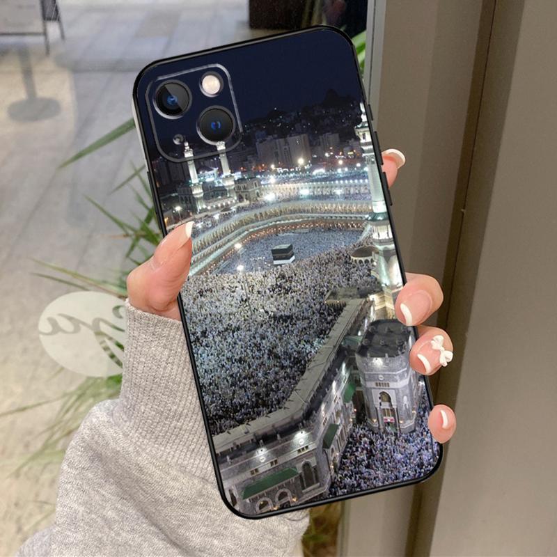 Islamic Muslim Pilgrims in Mecca Case For iPhone 13 11 14 12 15 16 Pro Max Plus XR X XS Max 12 13 Mini Soft Cover