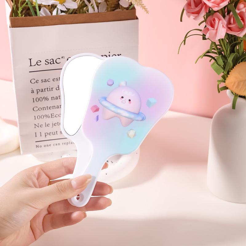 Cartoon Beauty Tooth Mirror: Cute Portable Handheld Mirror with Logo Option, Plastic Desktop Design