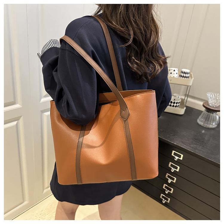 Korean Version Large Capacity Solid Color Faux Leather Tote Bag Fashion Vintage Commute Simple Shoulder Bag