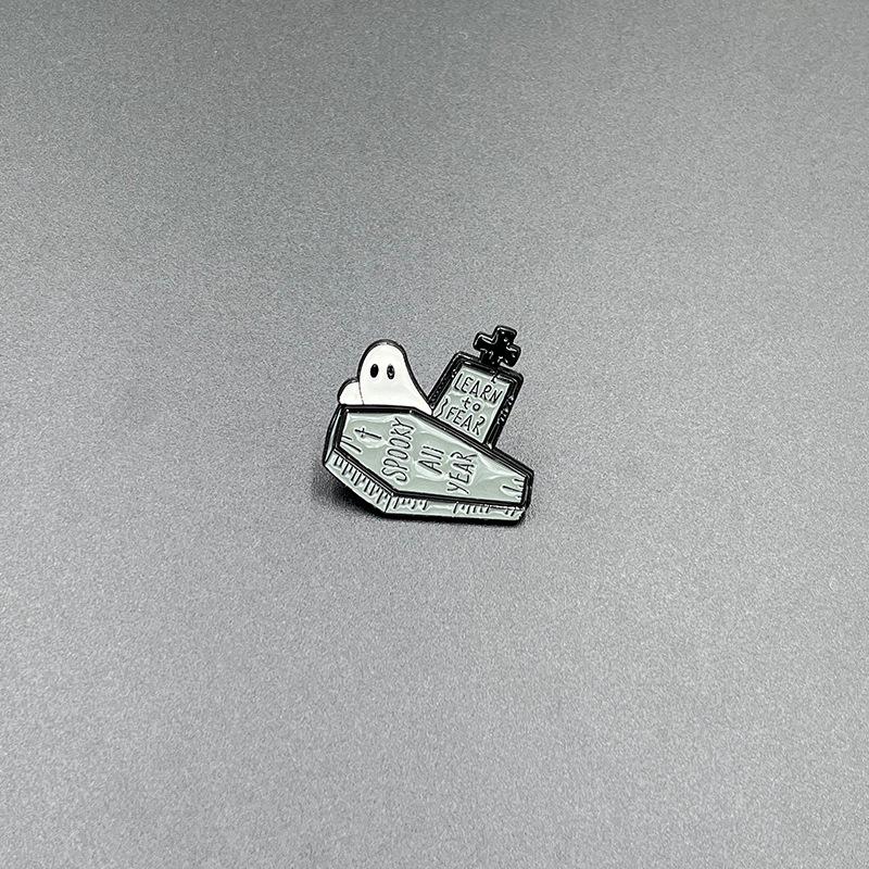 Dark Skull Alloy Brooch: Cassette Tape & Fries Halloween Punk Badge