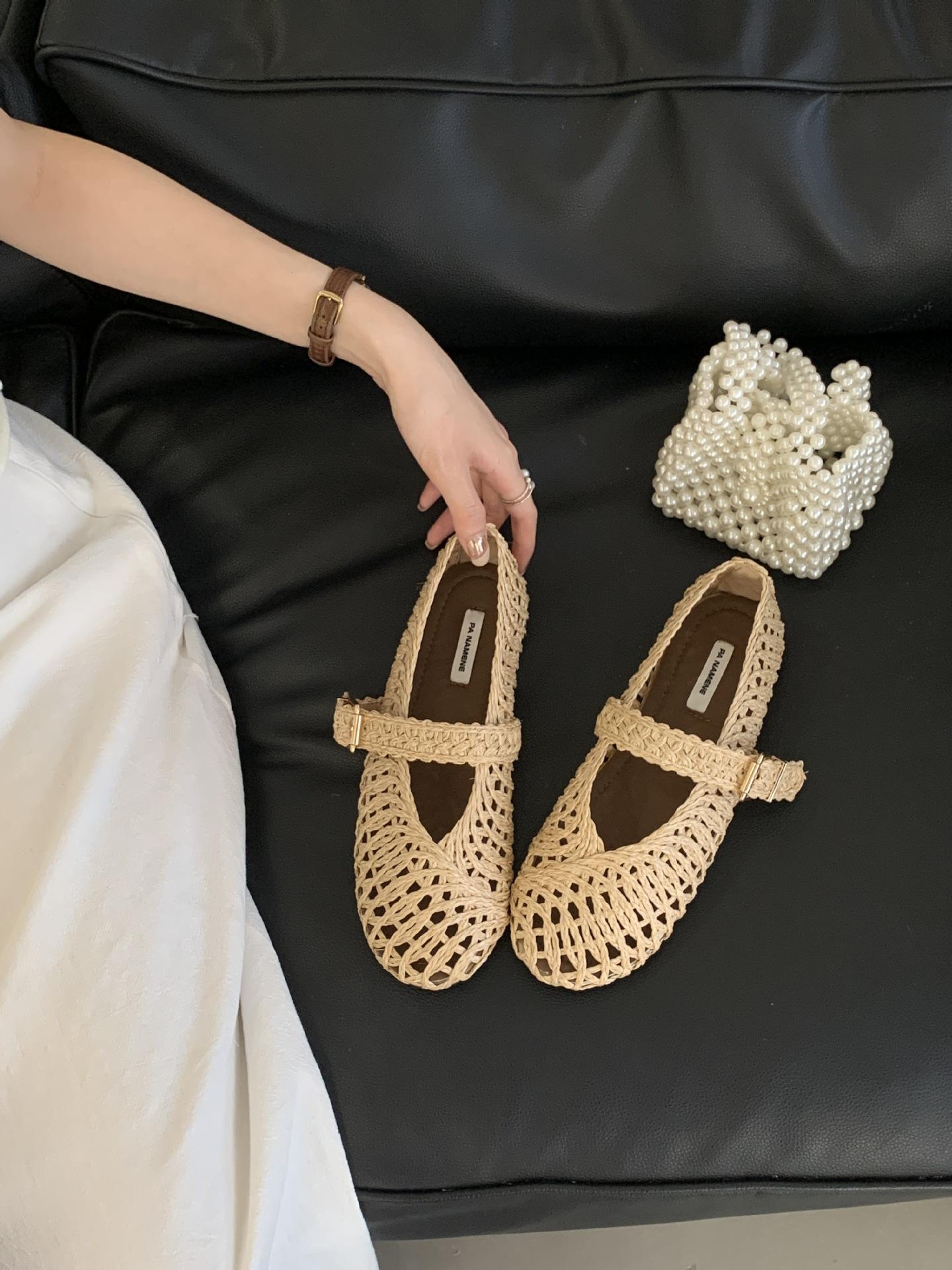 

Fashion 2025 Summer New Leather Woven Women Flat Shoes Round Toe Casual Hollow Breathable Shoes Retro Temperament Women Shoes 36 хаки