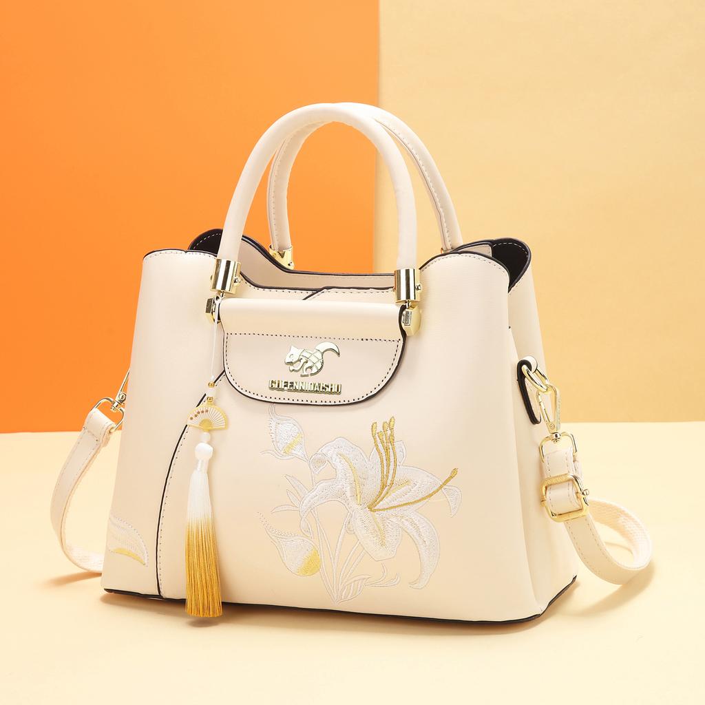 2025 neue Handtasche im chinesischen Stil mit Stickerei, zum Tragen für die Mutter mittleren Alters, Dame, Schulter, Crossbody, täglich, vielseitig