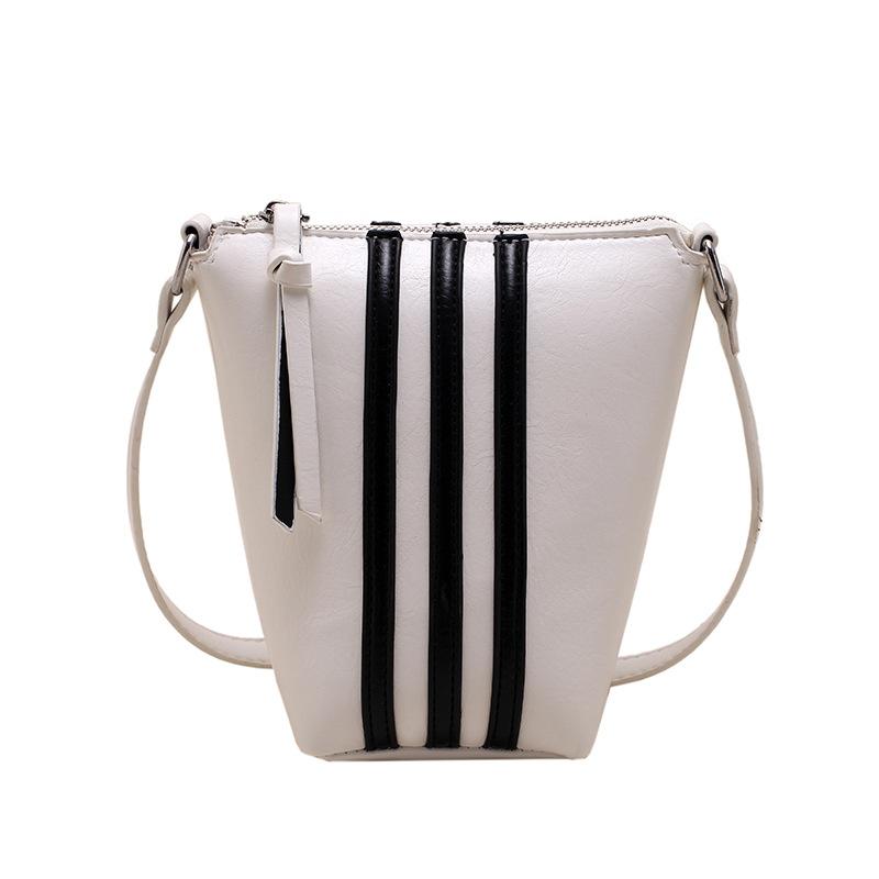 This Year's Popular Small Bags, Women's Striped Women's Bags, Fashionable and Versatile Shoulder Bags, Simple Messenger Mobile Phone Bucket Bags.