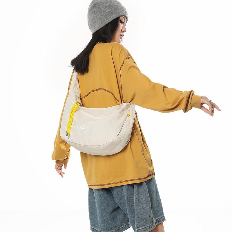Light Casual Dumpling Bag New Lazy Wind Sports Messenger Bag Women's Large Capacity Shoulder Messenger Bag