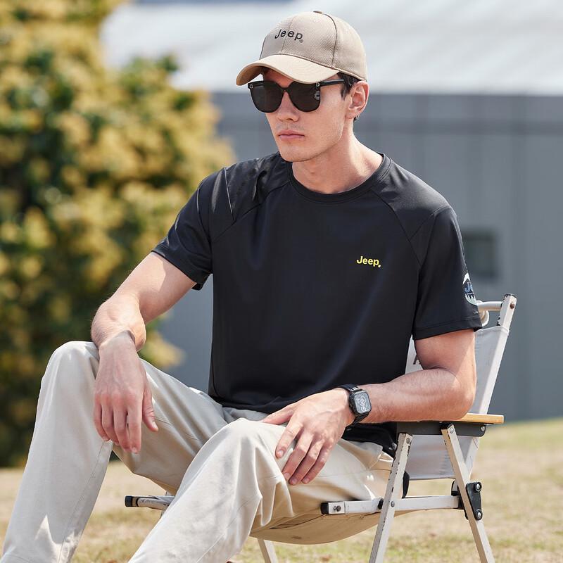 Jeep Men's Quick-Dry Loose Fit Short Sleeve T-Shirt
