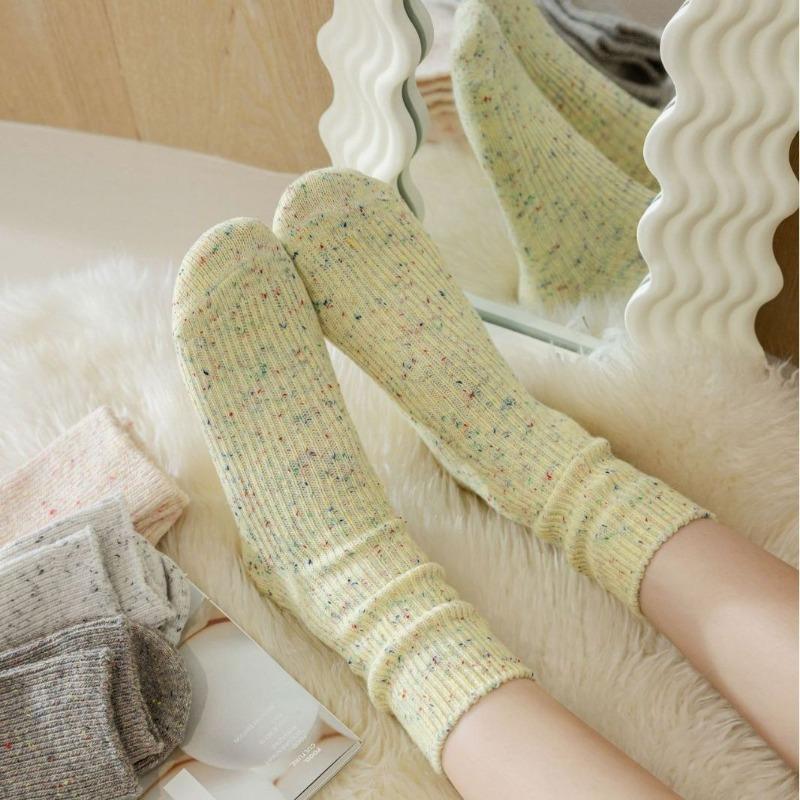Warm and Thick Woolen Socks for Autumn and Winter, Versatile and Sweet Solid-colored Pile Socks for Women