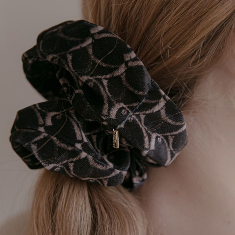 Jean Paul Clarisse Velvet Pattern Scrunchie-L LFPT0733