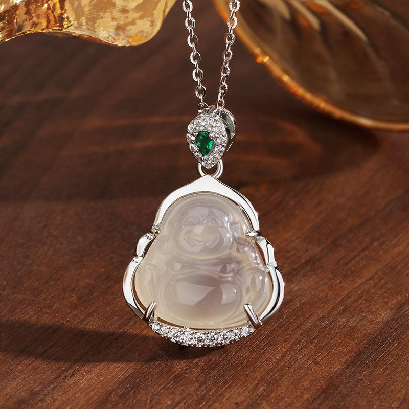 

Ожерелье из стерлингового серебра 925 пробы с бриллиантами и белым халцедоном в виде Будды Майтреи для женщин - Изысканная, роскошная и универсальная цепочка для ключиц 925 Silver