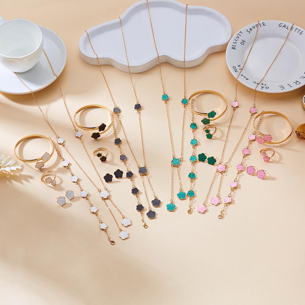 Trendy Summer 2024 Botanical Leaf Pendant Jewelry Set With Alloy Material For Daily Style