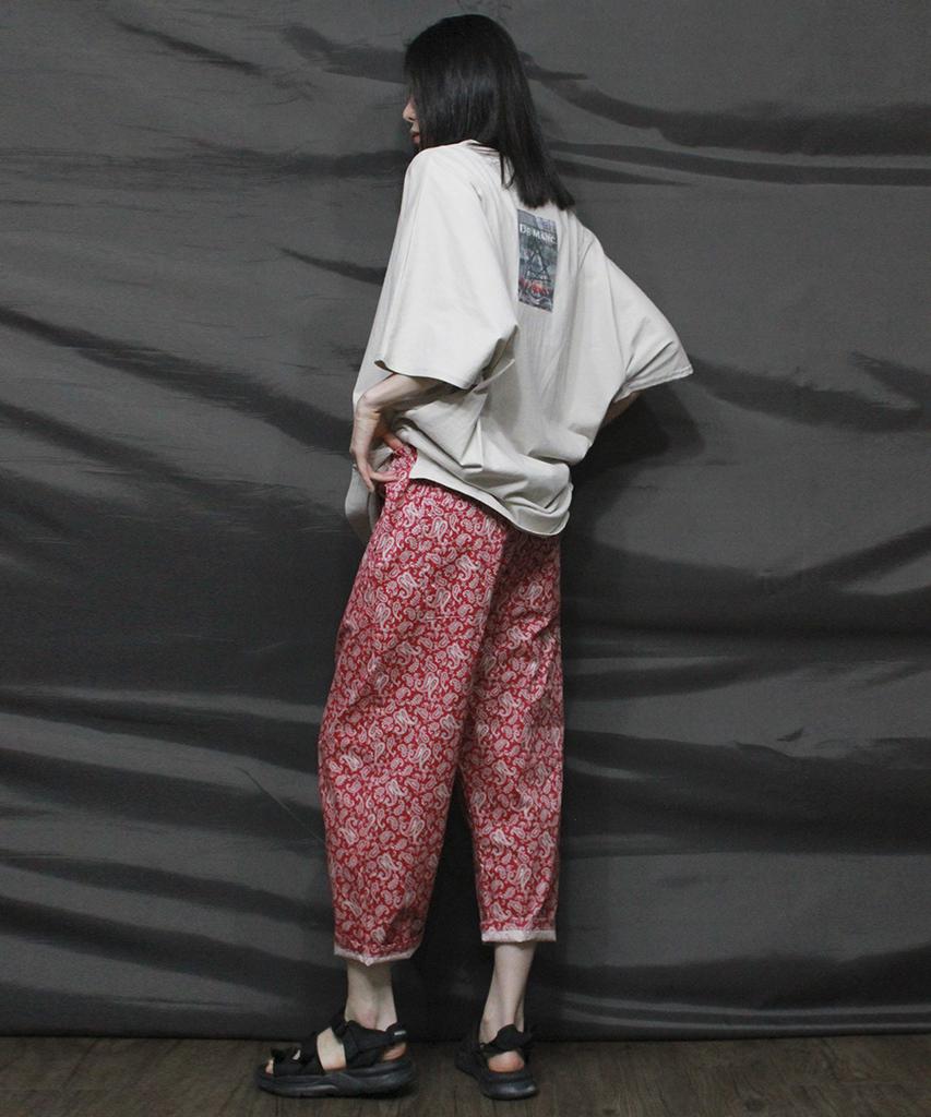 Deumakeu Medium Fit Paisley Baggy Pants Deep Red